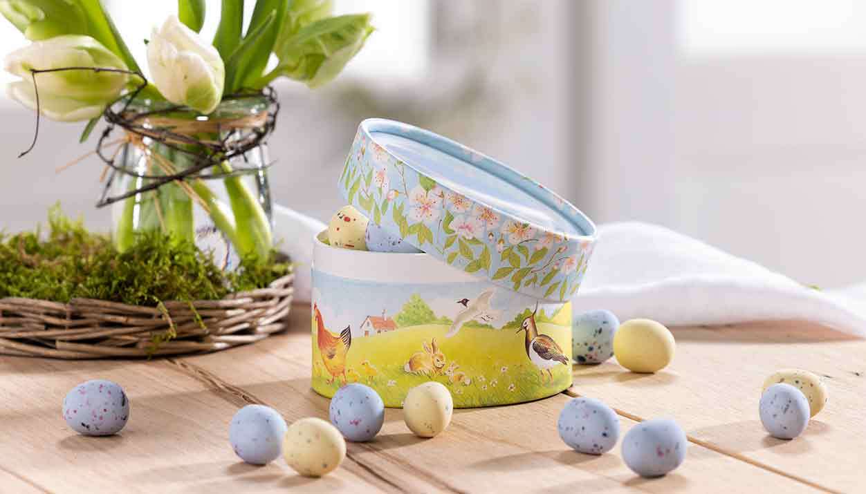 Nest tin with bird eggs Gift tin filled with chocolate eggs