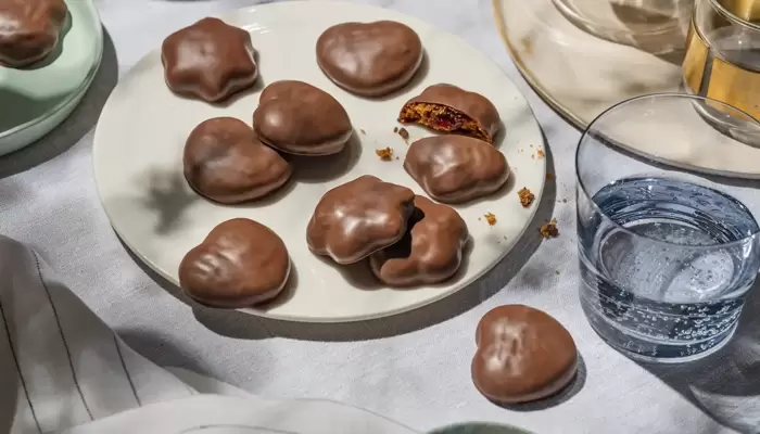 Vollmilchschokoladen-Fruchtgebäck
